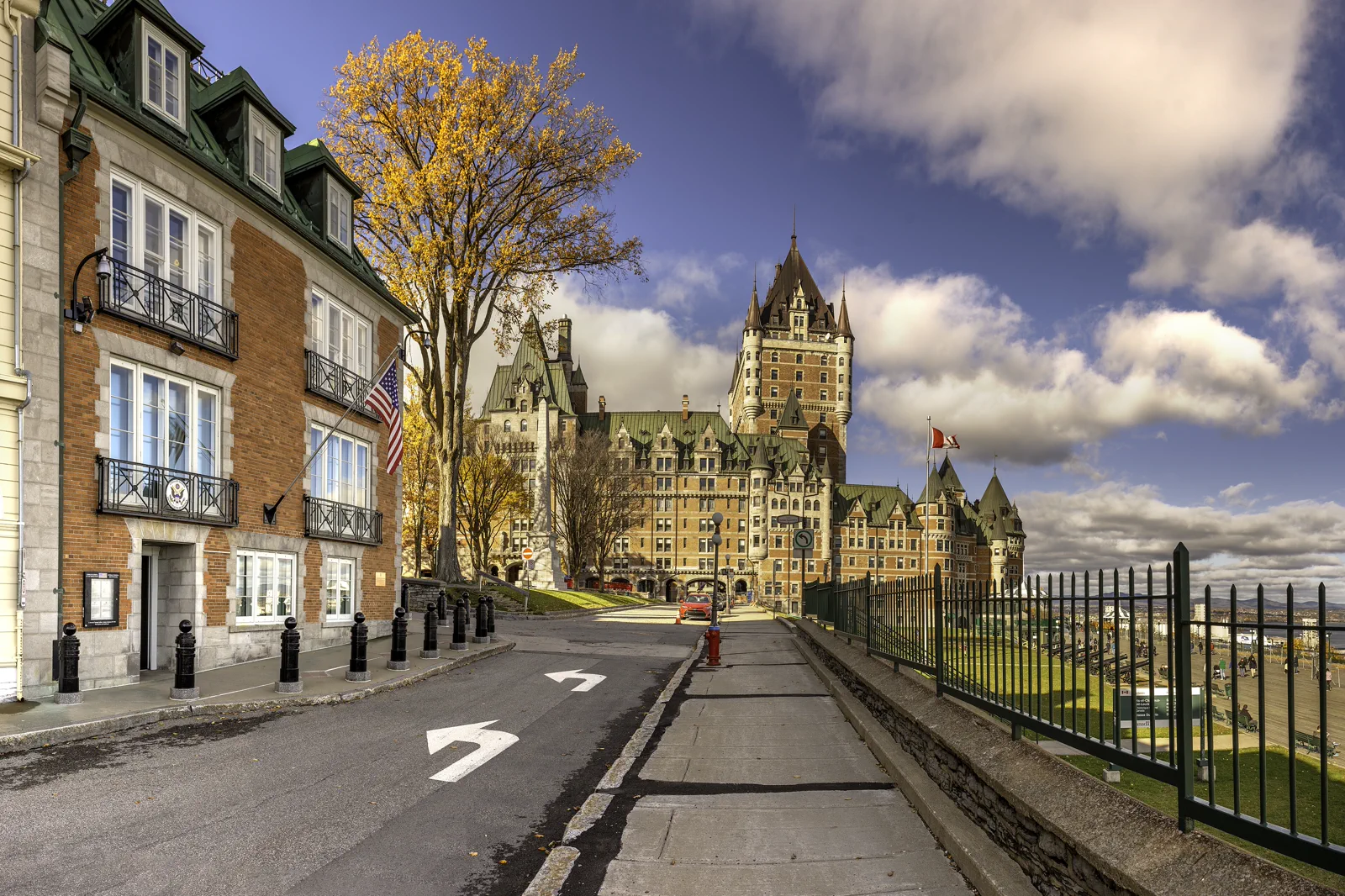 Old Quebec and Château Frontenac above the St Lawrence River