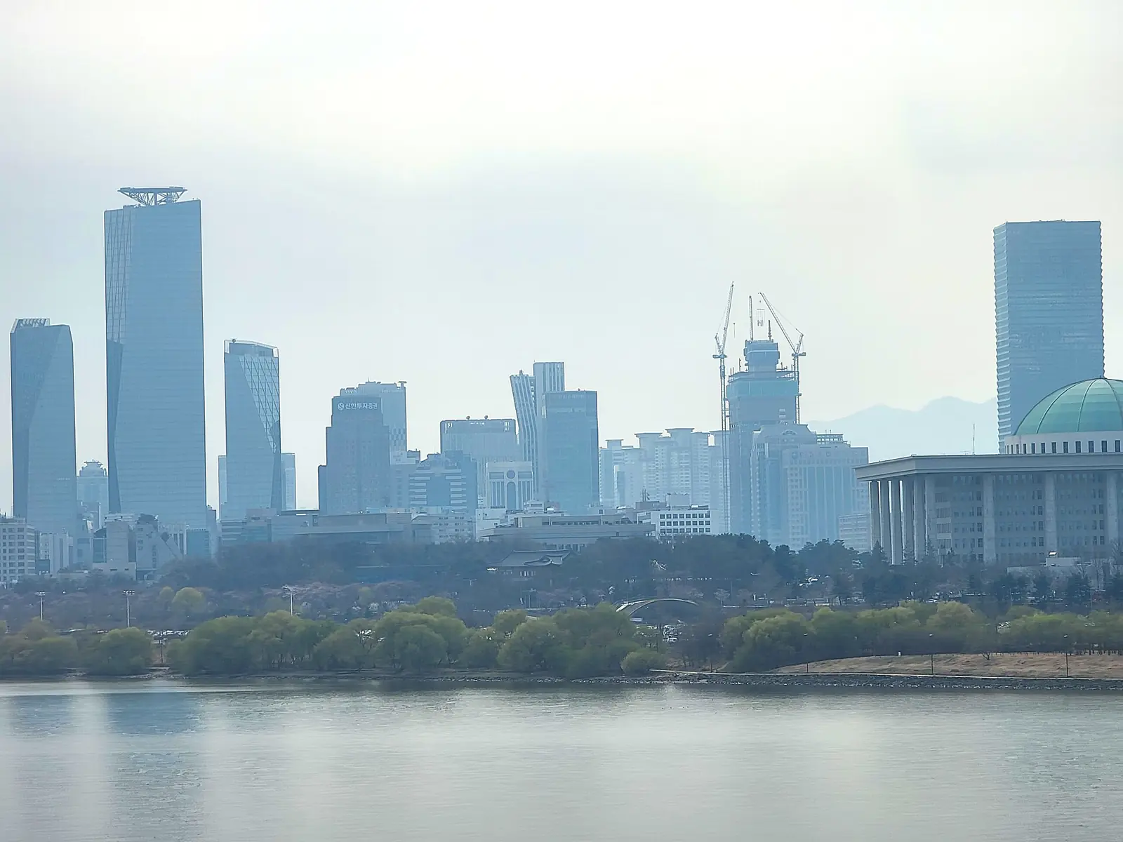 Yeouido Hangang Park beside Seoul's riverside skyline