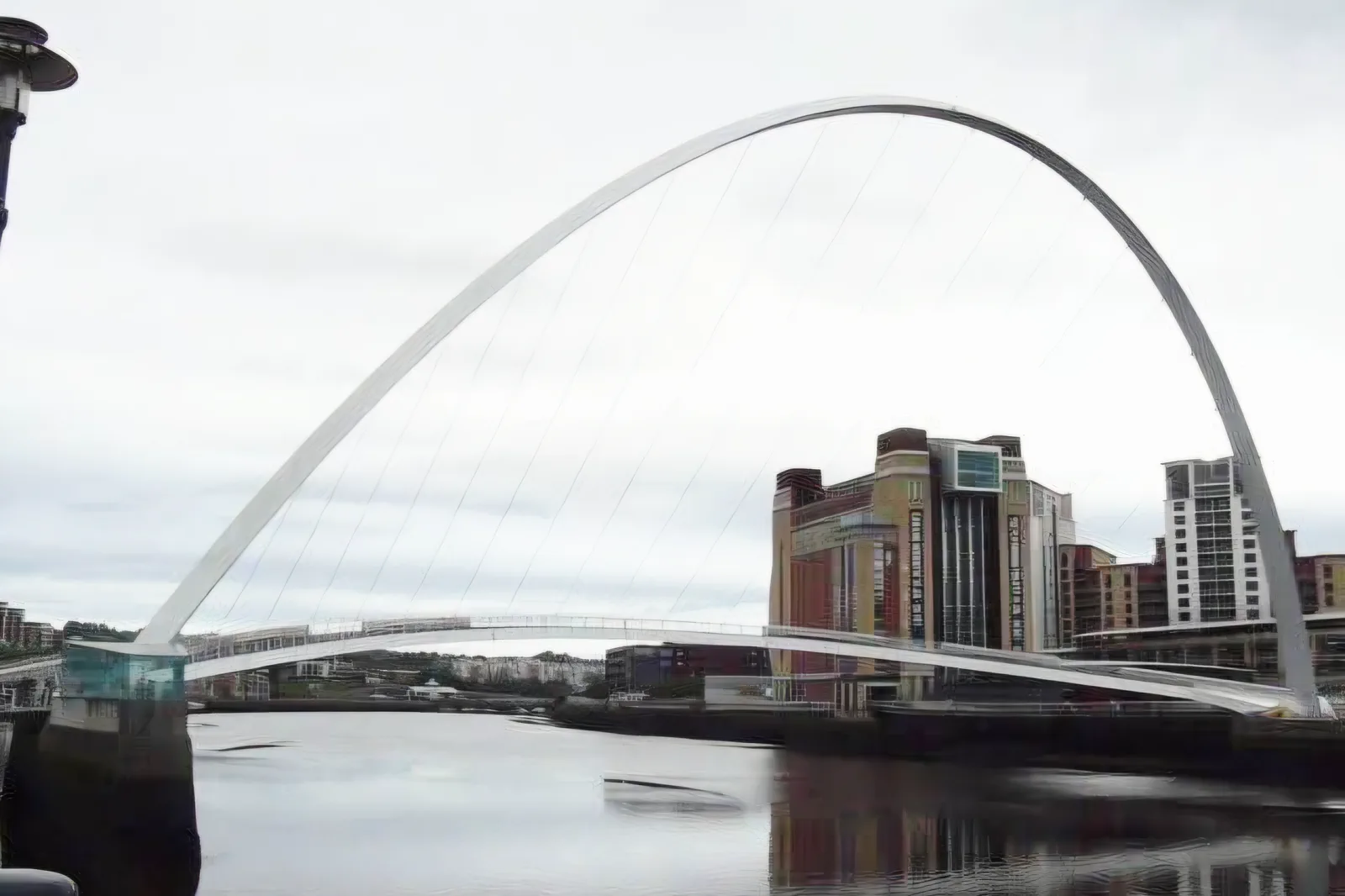 Bridges and cultural buildings along the Tyne at Newcastle and Gateshead