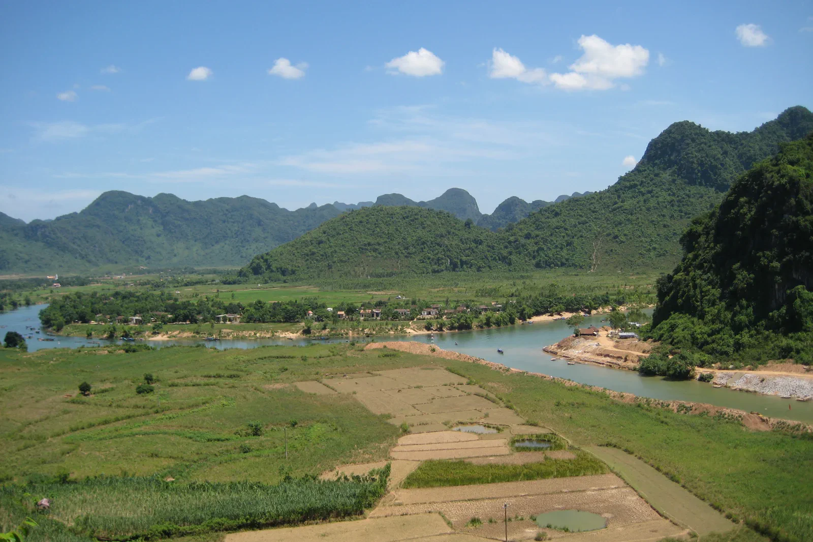 River and limestone landscape in Phong Nha-Ke Bang